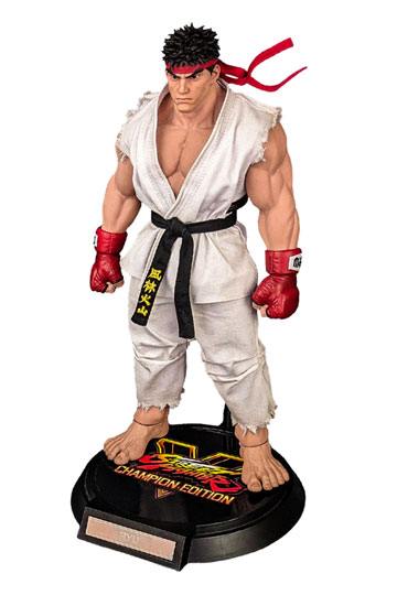 Ryu and Dan 1/10 Scale Statue Set