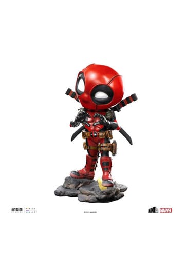  Marvel Premier Collection: Deadpool (Movie Version) Statue,  Multicolor : Toys & Games