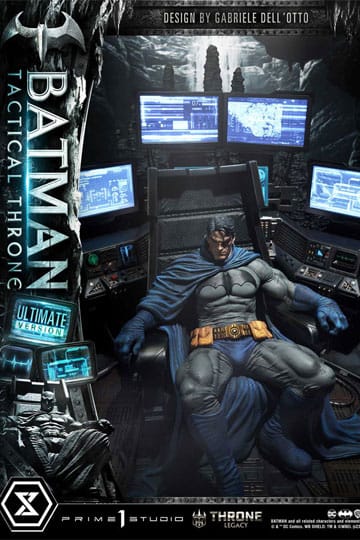 Batman Department 56 Wayne Manor 3-Piece Set