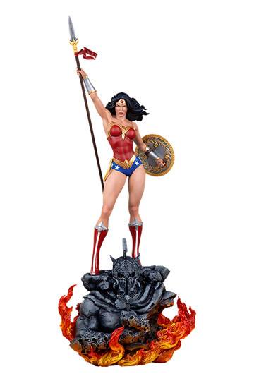 DC Comics Wonder Woman Statue - Queen Studios (Official)