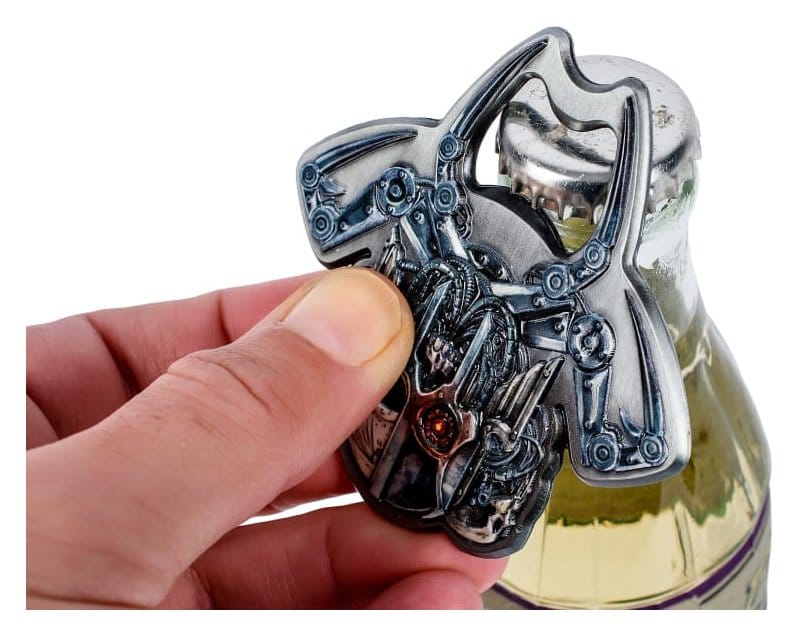 Warhammer 40,000 Bottle Opener Servo Skull [2]
