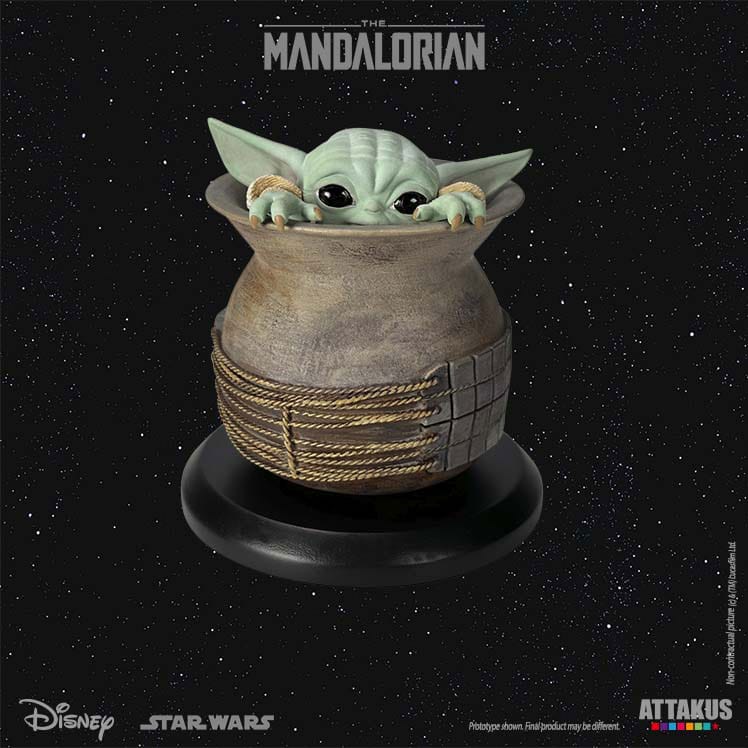 Star Wars: The Mandalorian Classic Collection Statue 1/5 Grogu in the Jar 9 cm