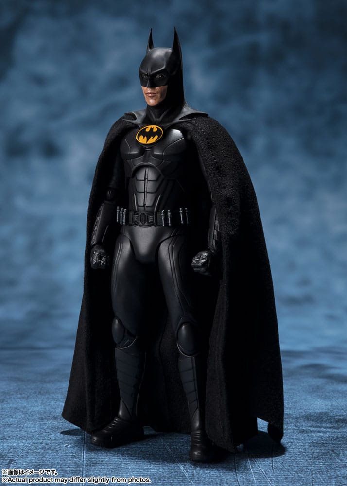 The Flash S.H. Figuarts Action Figure Batman 15 cm