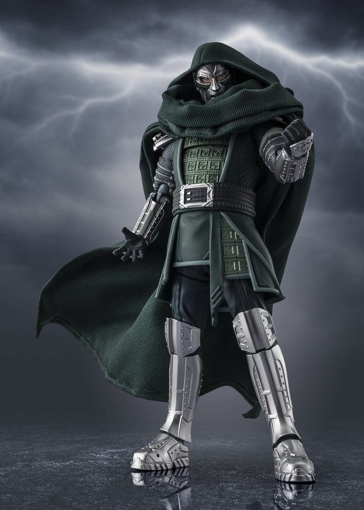 PRECOMENZI - Marvel S.H.Figuarts Action Figure Doctor Doom (Avengers: Doomsday) 16 cm