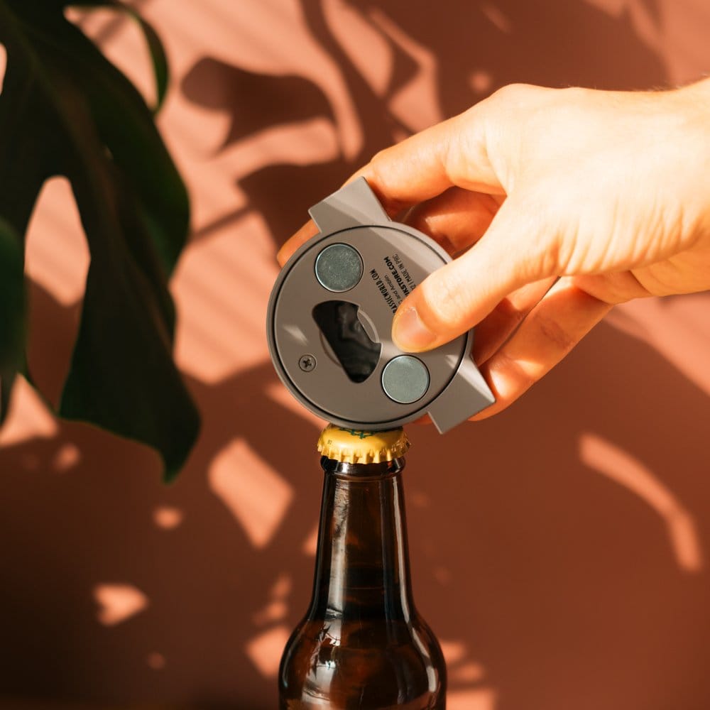 Jurassic Park Magnet with Bottle Opener 8 cm [4]