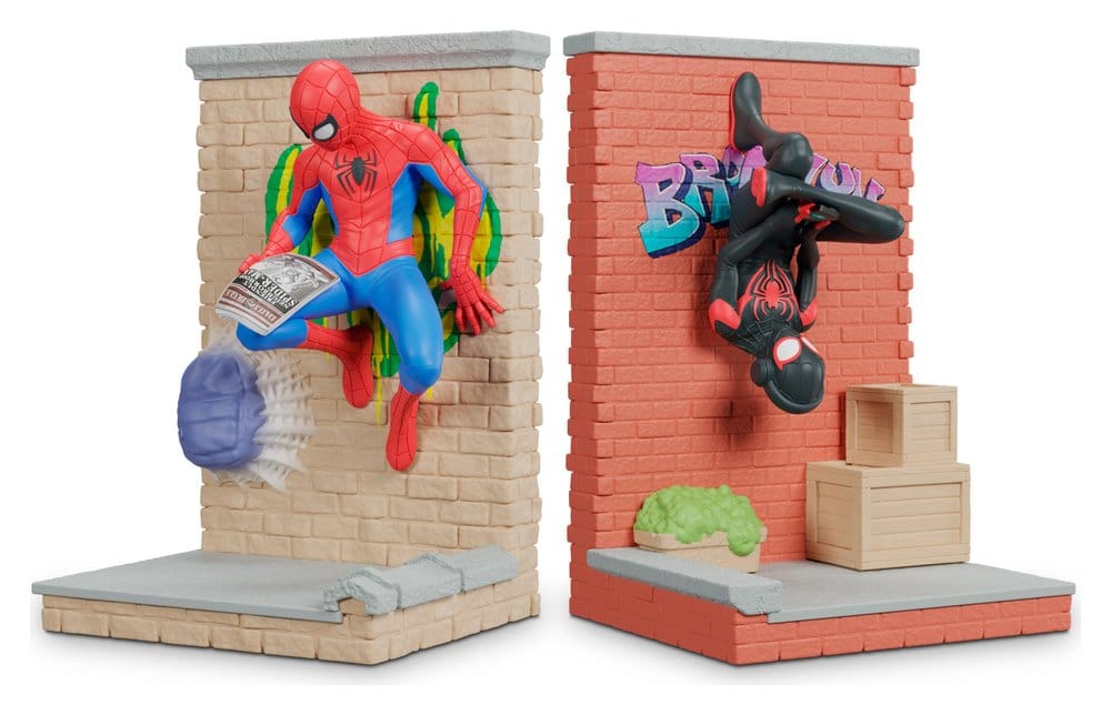 Casa si Cadouri - Marvel Bookends Spider-Man 12 cm