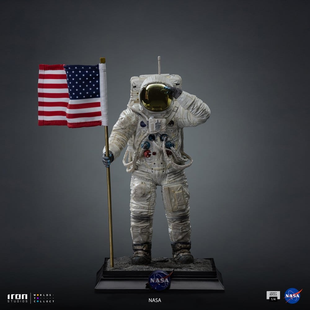NASA Legacy Replica Statue 1/4 Apollo 11 Astronaut 58 cm [2]