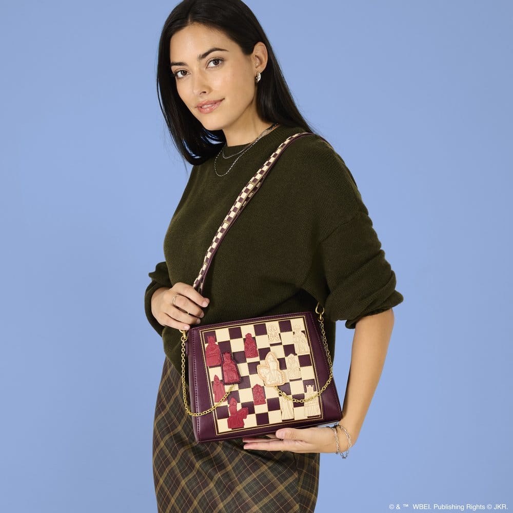 PRECOMENZI - Harry Potter by Loungefly Crossbody Wizard Chess with Playable Pieces