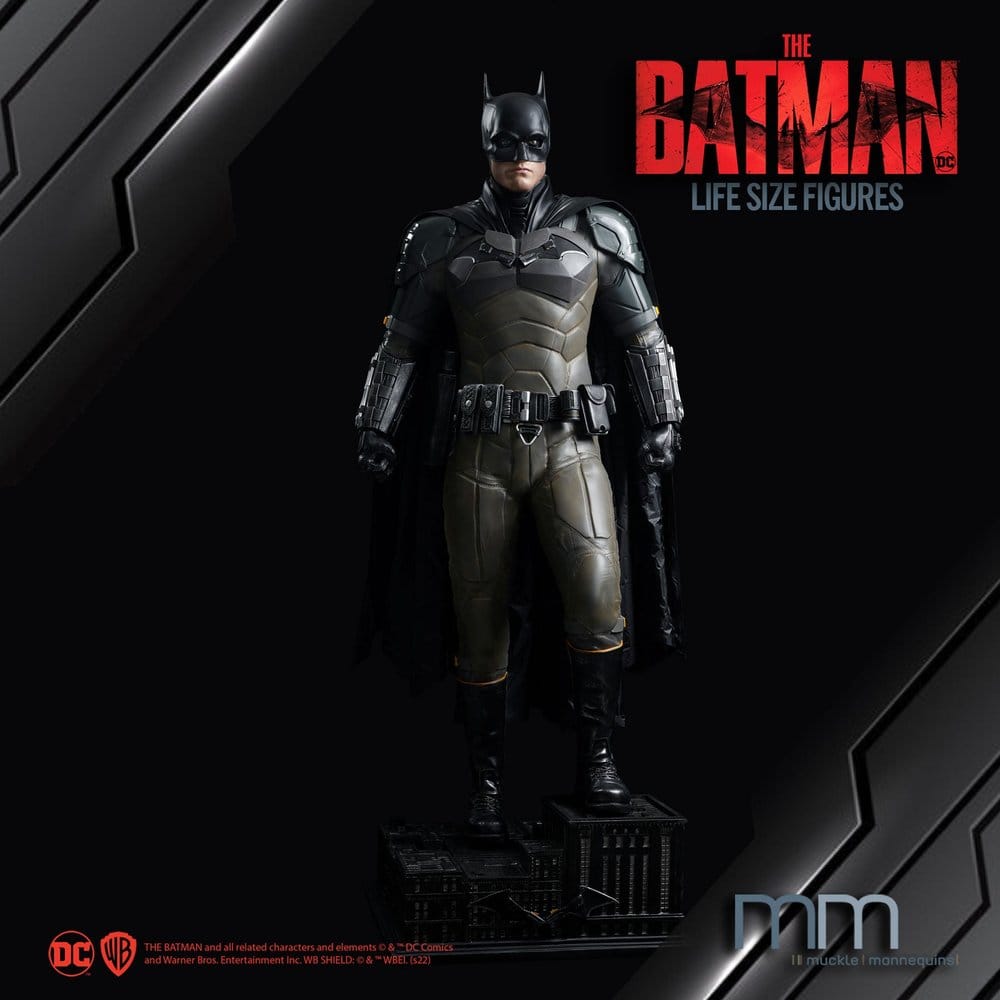 The Batman Life-Size Figure Batman 218 cm