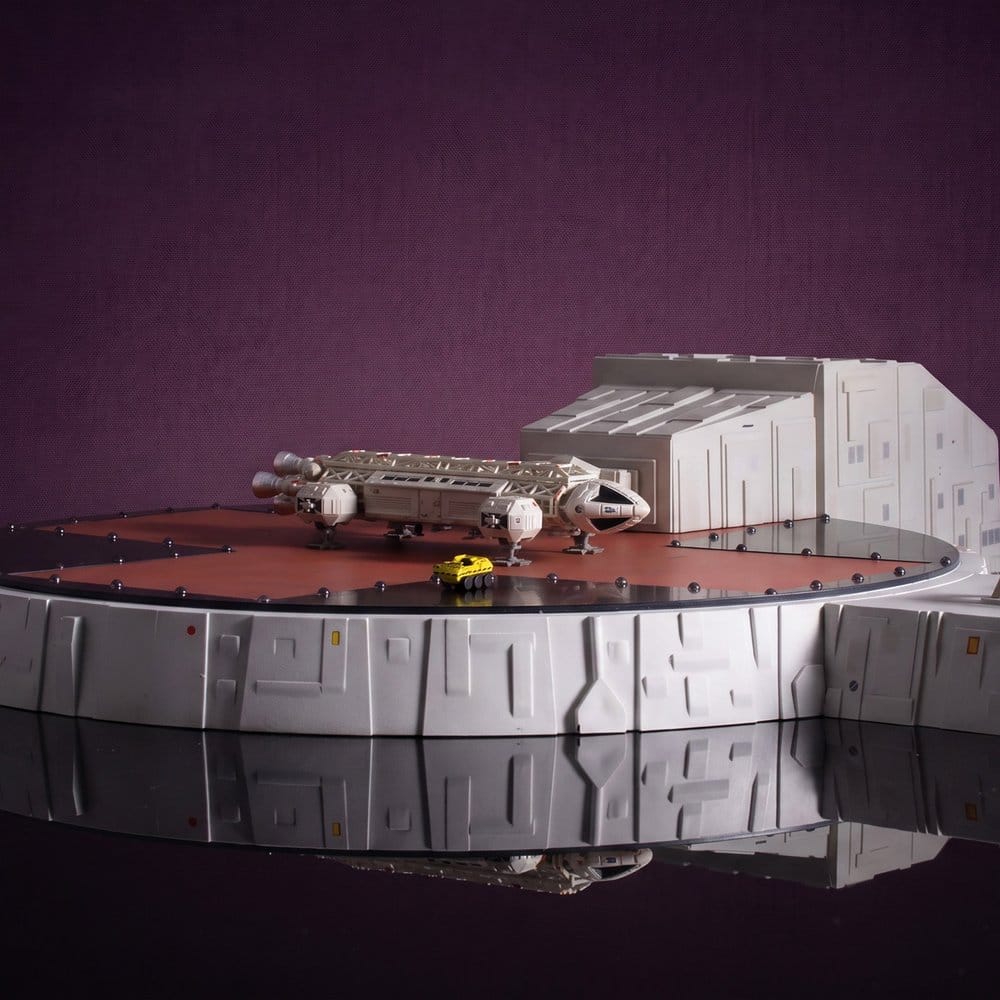 Space 1999 Playset Landing Pad (with Eagle Transporter) 46 cm [8]