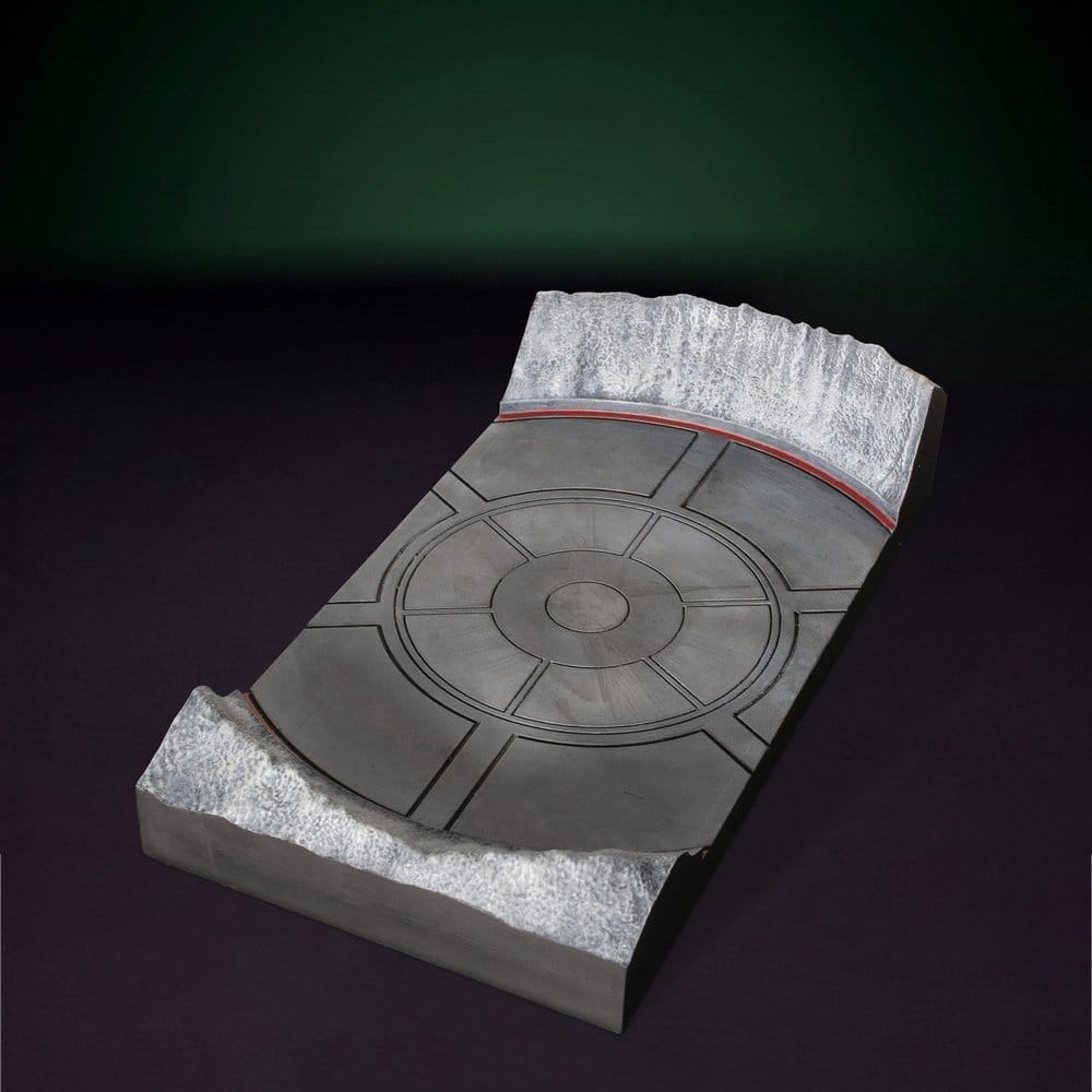 UFO Deluxe Die-Cast Replica Interceptor 18 cm [6]