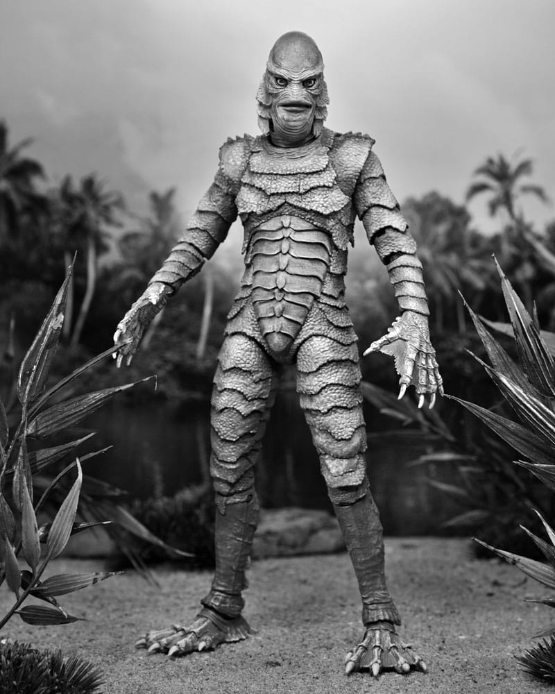 Universal Monsters Action Figure Ultimate Creature from the Black Lagoon (B&W) 18 cm