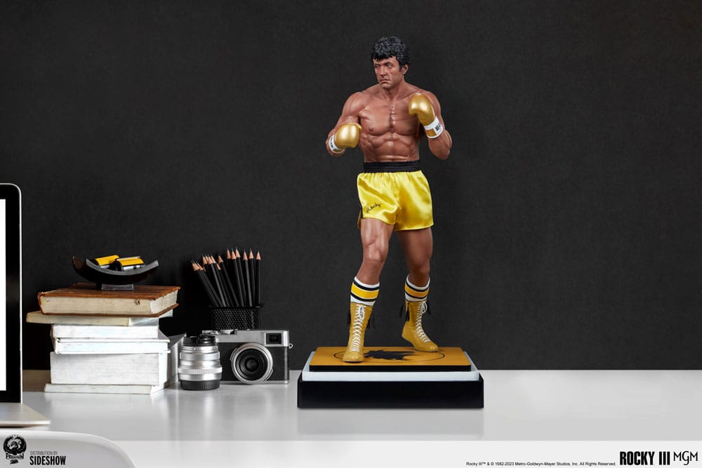 Køb Rocky III Statue 1/3 Rocky 66 cm hos Superhelten Legetøj