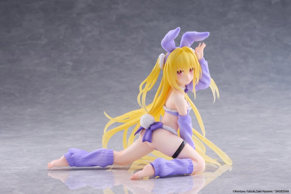 To Love-Ru Darkness MOFLOCK PVC Figure Golden Darkness (Fluffy Bunny Ver.) 13 cm