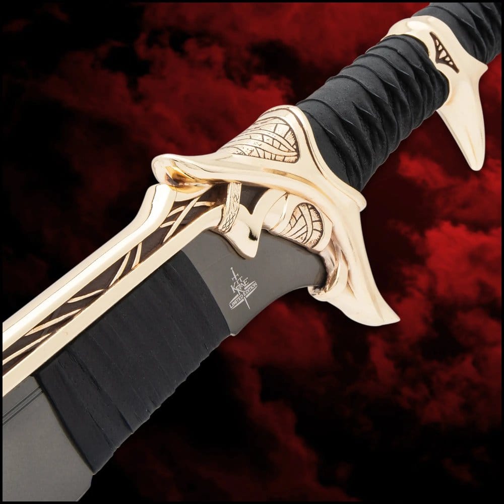 PRECOMENZI - Kit Rae Swords of the Ancients Replica Savathos-Mithrodin War Sword Gold Version 111 cm