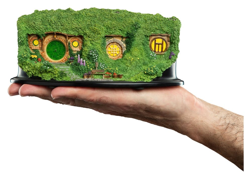 Collectibles - The Lord of the Rings Environment Hobbit Hole - Bag End - Illuminated Edition 7 cm