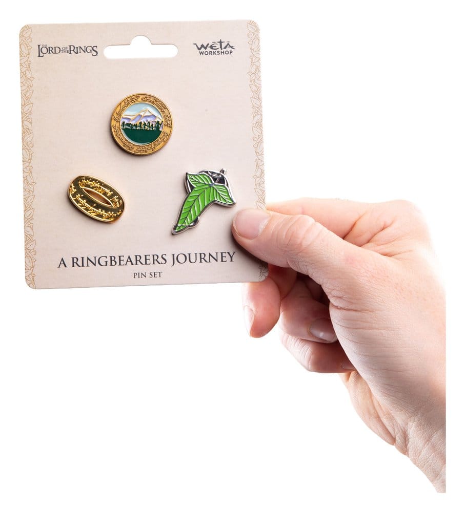 PRECOMENZI - The Lord of the Rings Trilogy Pin Set A Ringbearer's Journey