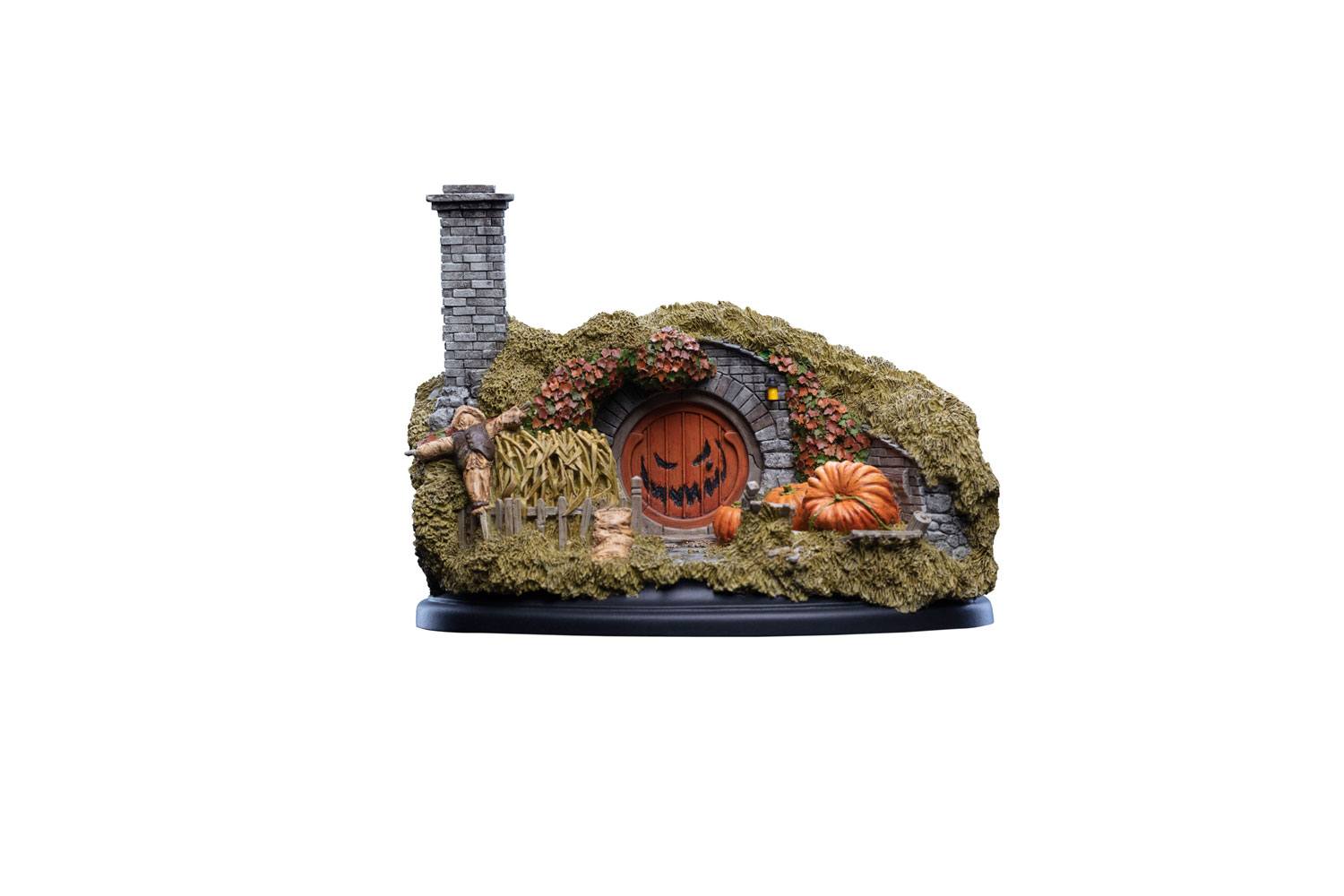 The Hobbit An Unexpected Journey Statue 16 Hill Lane Halloween Edition 11 cm